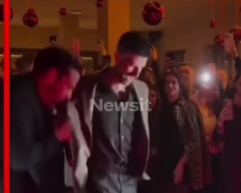 Ο Νόβακ Τζόκοβιτς χόρεψε με τον Κωνσταντίνο Αργυρό – Το ντουέτο του τραγουδιστή με τον Ροντινέι