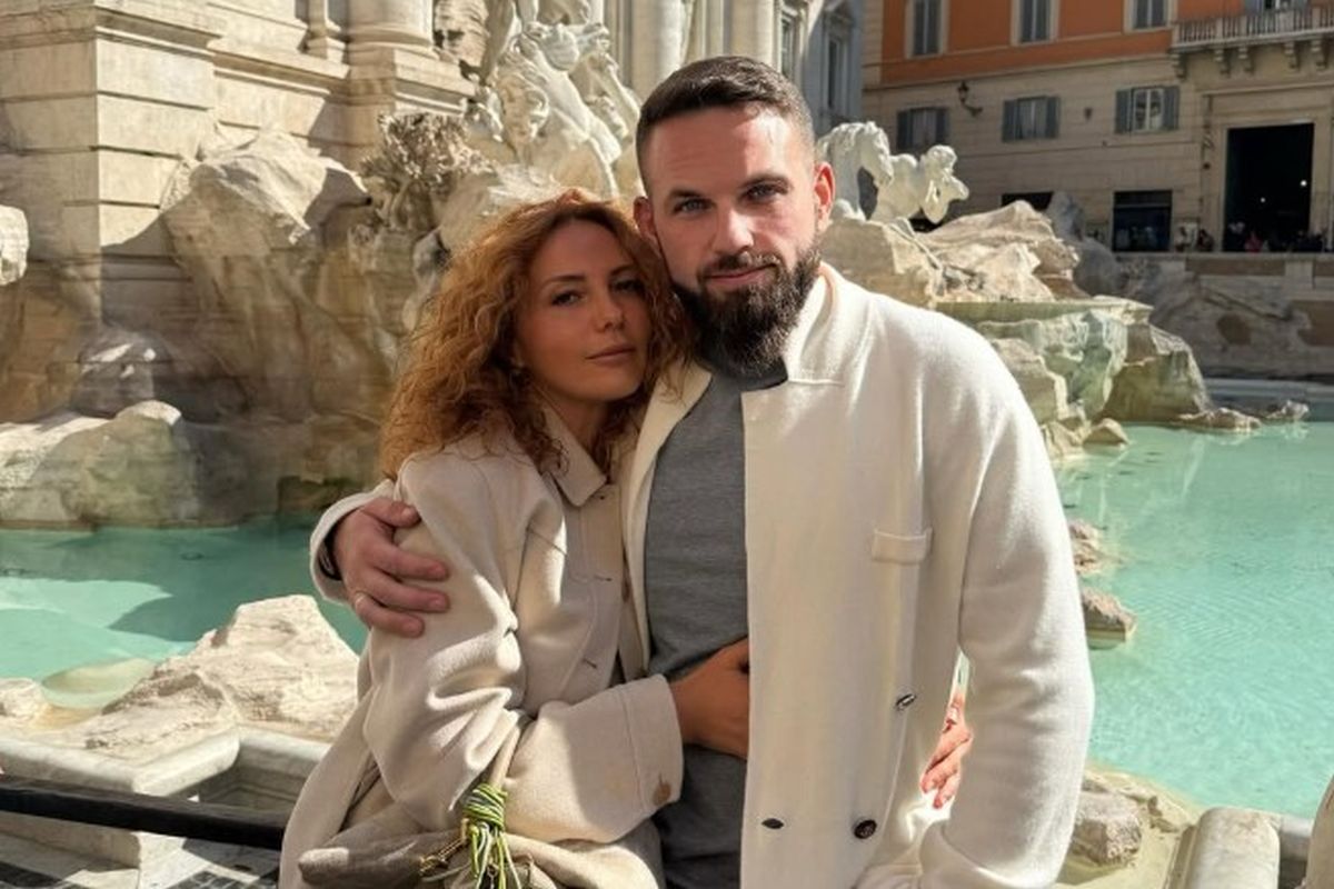 Ο Ρομάν Νόβακ και η σύζυγός του