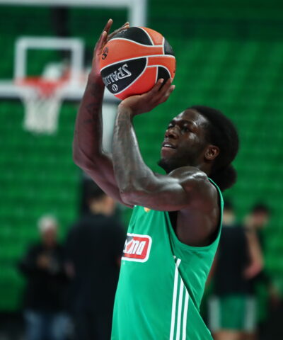 Κέντρικ Ναν