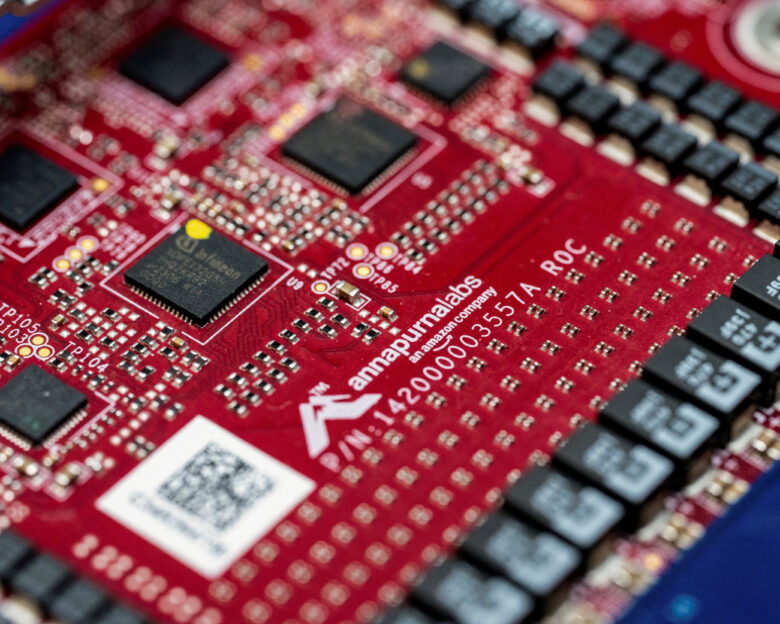 Nvidia και Microsoft επενδύουν έως και 15 δισ. δολάρια στην Anthropic