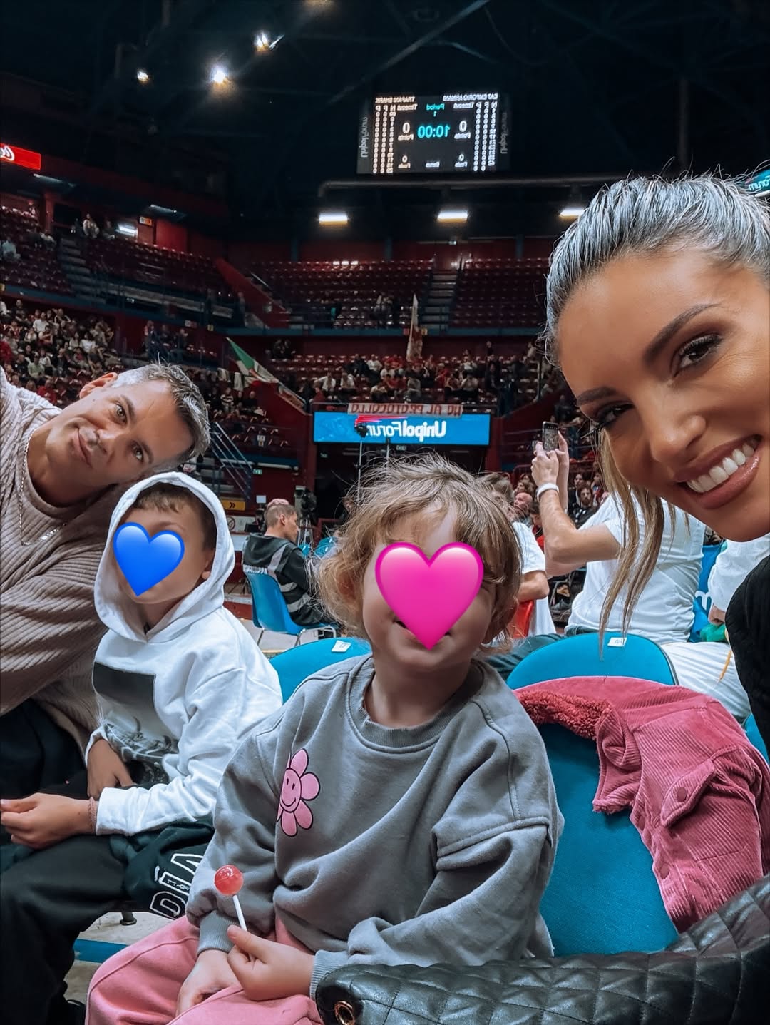 Αθηνά Οικονομάκου