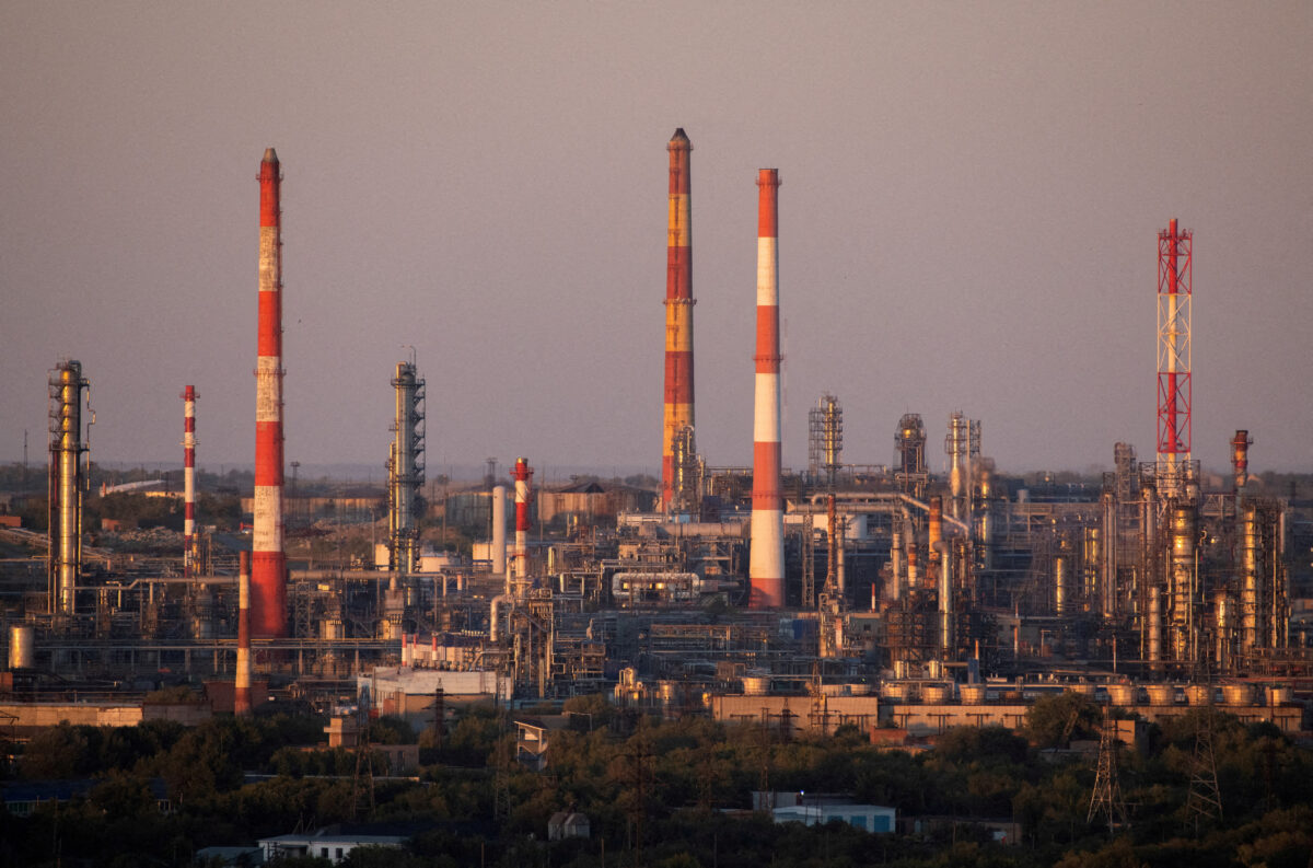 Διυλιστήριο πετρελαίου στην Ρωσία