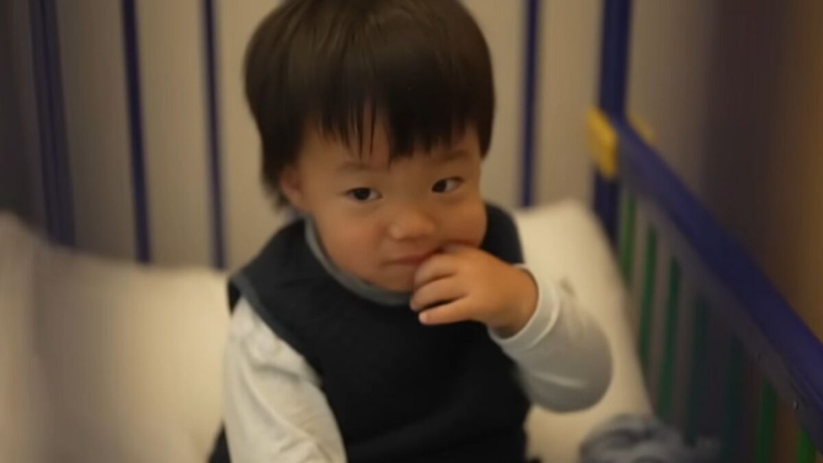 Ο τρίχρονος Όλιβερ