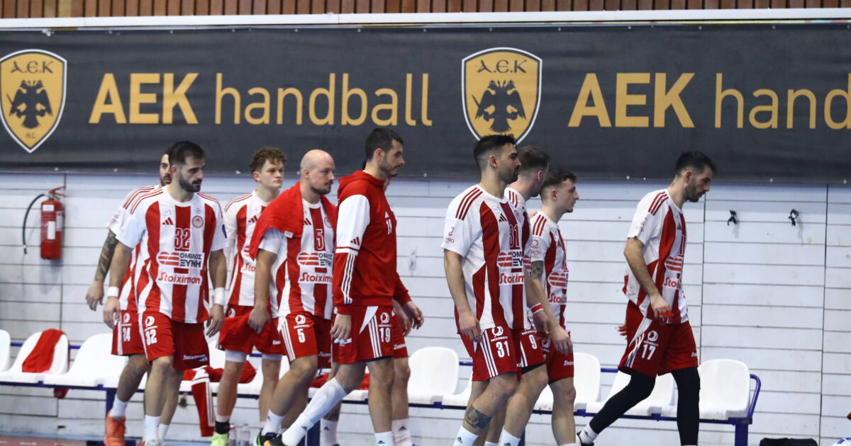AEK – Olympiacos: Interruption in the Handball Premier derby, the red and whites in the locker room due to slogans