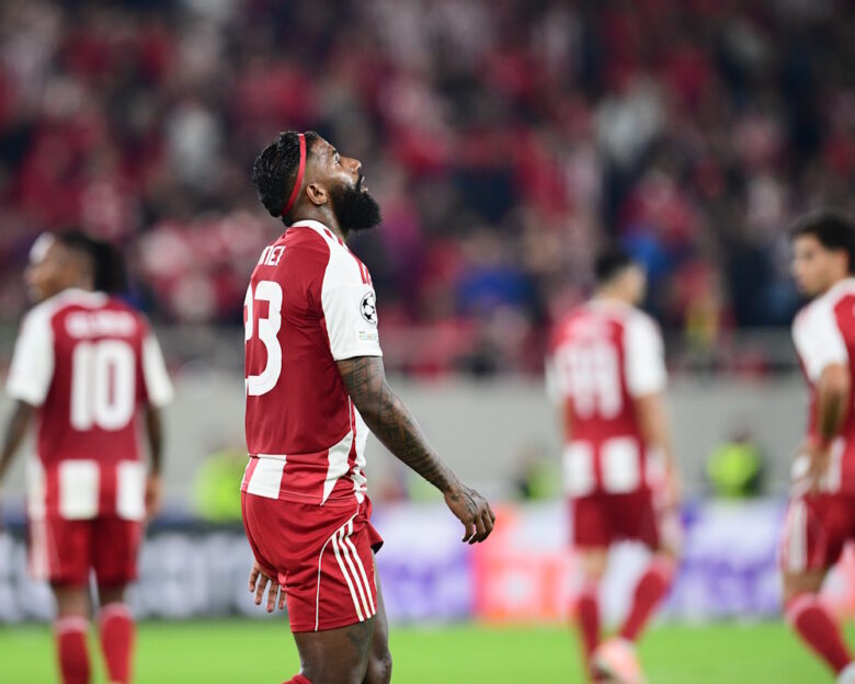 Ολυμπιακός – Αϊντχόφεν 1-1: Ο Πέπι «σκόραρε» τους ερυθρόλευκους – Χάθηκε στο 90+3′ το πρώτο «τρίποντο» στη League Phase του Champions League
