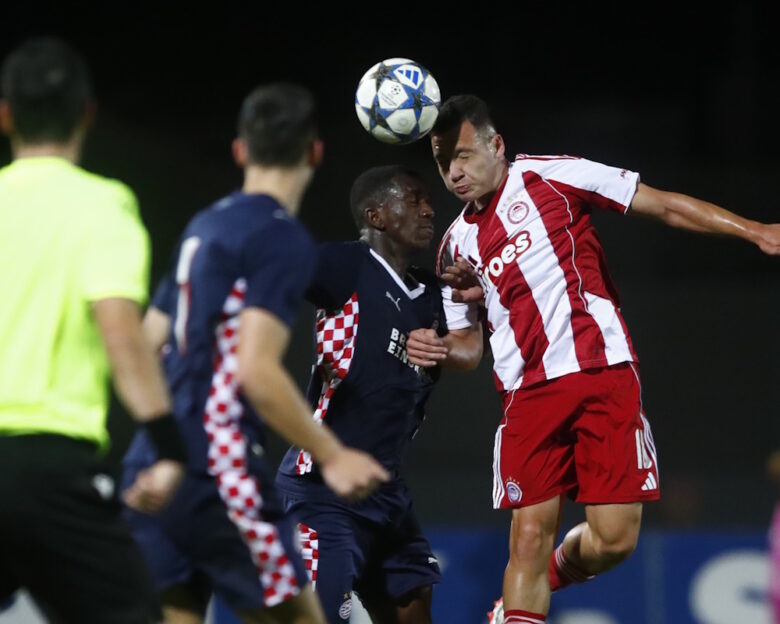 Ολυμπιακός – Αϊντχόφεν 2-2: «Αγγίξαν» μεγάλη ανατροπή στο Youth League οι Πειραιώτες, έχοντας χαμένο πέναλτι και ένα τρομερό γκολ