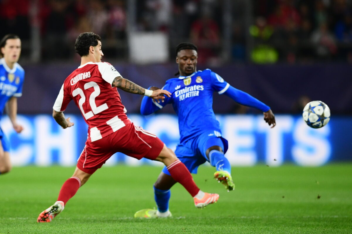 Μονομαχία στο ξεκίνημα του Ολυμπιακός - Ρεάλ Μαδρίτης (KLODIAN LATO