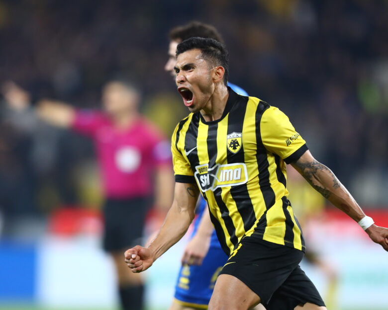 Ορμπελίν Πινέδα: Ο Πέτρος Μάνταλος αποθέωσε τον Μεξικανό σκόρερ της ΑΕΚ και άφησε αιχμή για τη διαιτησία