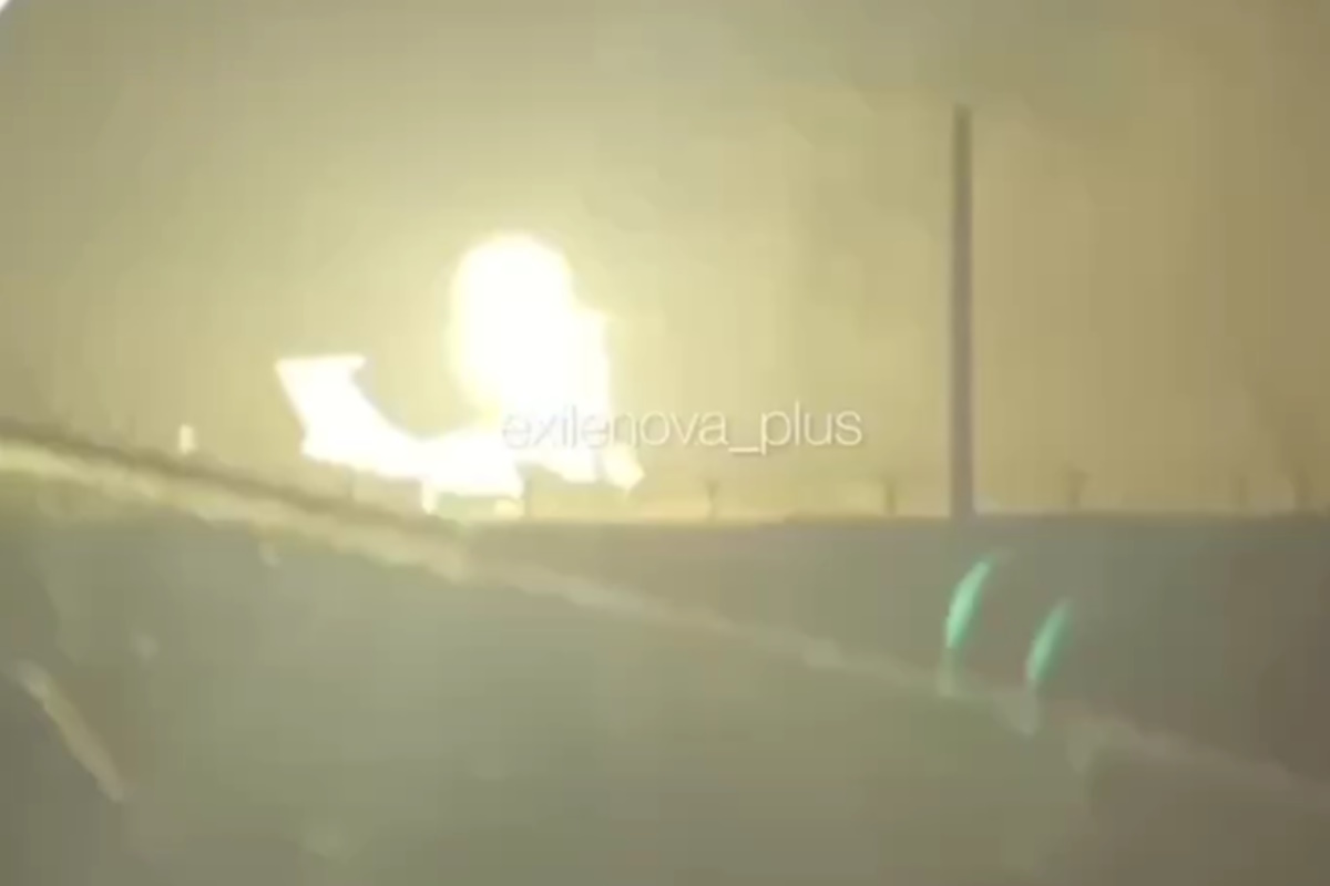 Ουρανικά drones έκαναν «στάχτη» πειραματικό αεροσκάφος της Ρωσίας – 3 νεκροί από τις επιθέσεις