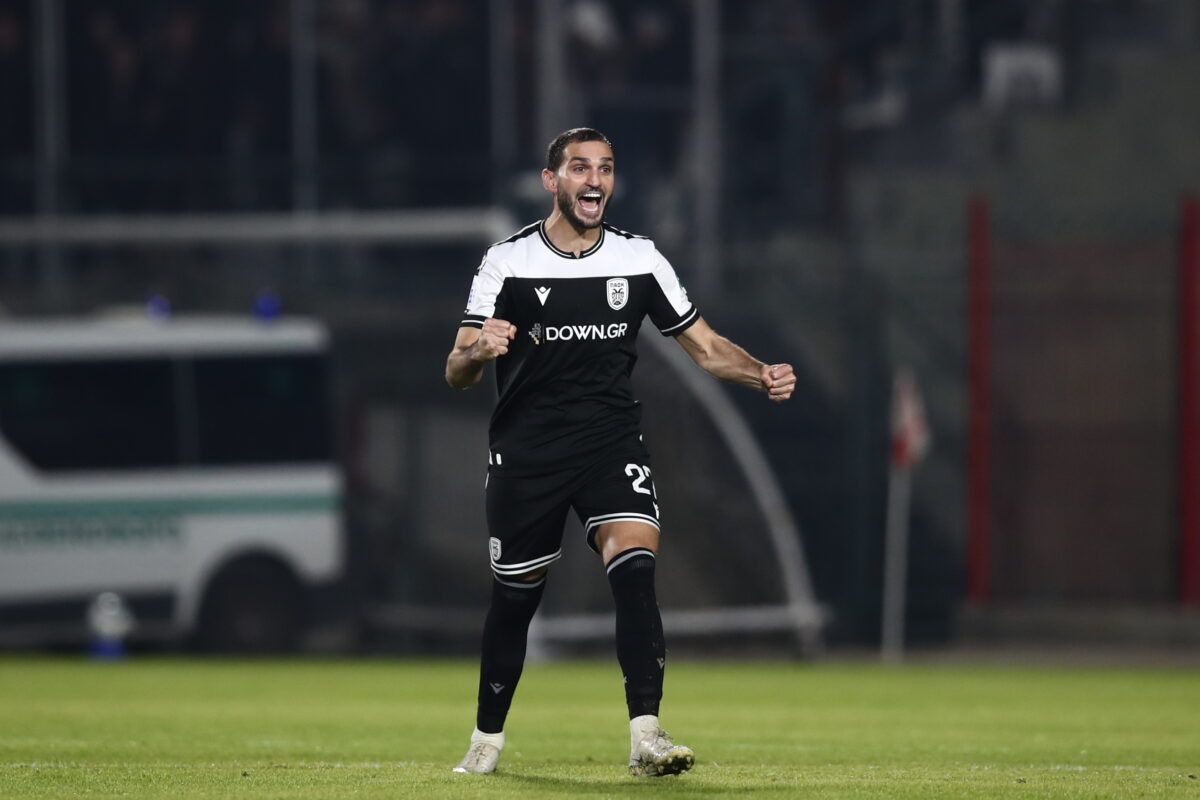 Ο Οζντόεφ πανηγυρίζει για τον ΠΑΟΚ (ΝΑΣΟΣ ΣΙΜΟΠΟΥΛΟΣ