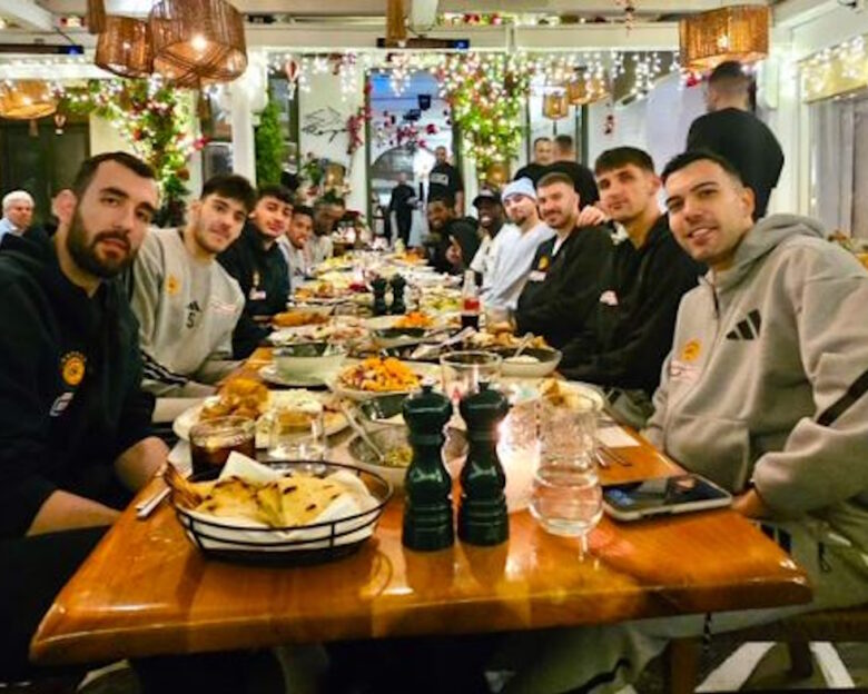 Παναθηναϊκός: Οικογενειακό δείπνο στη Μύκονο πριν την επιστροφή στην Αθήνα