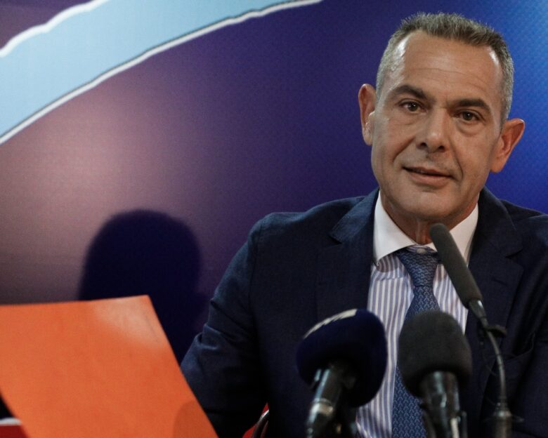 Πάνος Καμμένος κατά Αντώνη Σαμαρά: «Το ’93 ανέτρεψε τον Κωνσταντίνο Μητσοτάκη και επανέρχεται να κάνει το ίδιο»