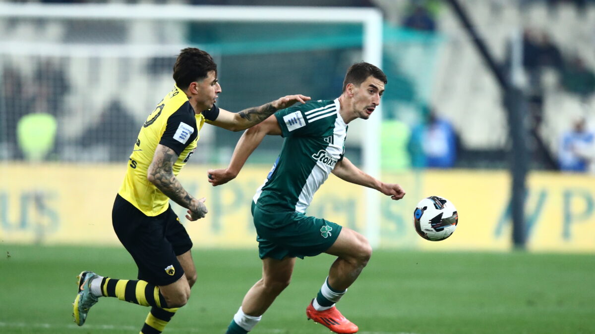 Ο Τζούρισιτς του Παναθηναϊκού με τον Ρότα της ΑΕΚ (ΜΑΡΚΟΣ ΧΟΥΖΟΥΡΗΣ