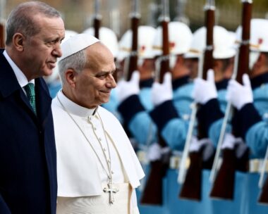 Ο Ρετζέπ Ταγίπ Ερντογάν με τον πάπα Λέοντα