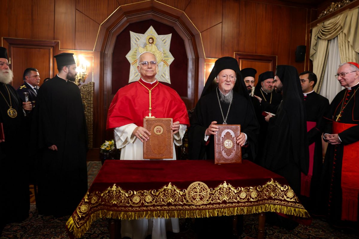 Ο Πάπας Λέων ΙΔ΄και ο Οικουμενικός Πατριάρχης Βαρθολομαίος