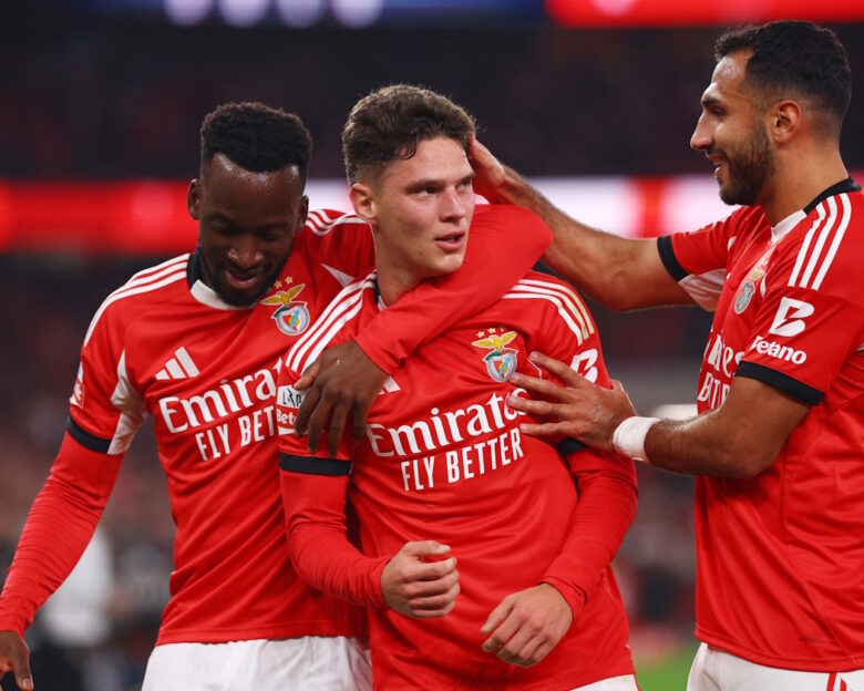 Ο Βαγγέλης Παυλίδης έκανε υπέροχη ασίστ στο γκολ της Μπενφίκα με τη Κάζα Πία