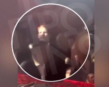 Ο Παύλος Ντε Γκρες στα μπουζούκια