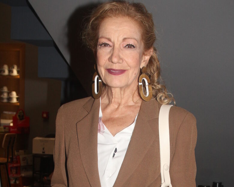 Πέμη Ζούνη: «Δεν έχει νόημα να απαντήσω αν θα συνεργαζόμουν με τον Πέτρο Φιλιππίδη, είναι κατεστραμμένος»