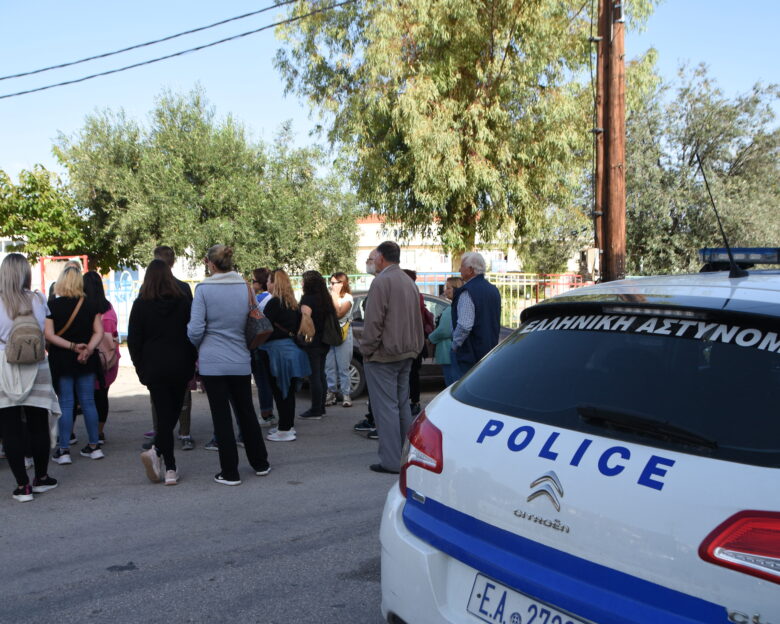 Άλιμος: Κουκουλοφόροι μπήκαν σε σχολείο και χτύπησαν άγρια 15χρονο – Νοσηλεύεται με τραύματα στο κεφάλι