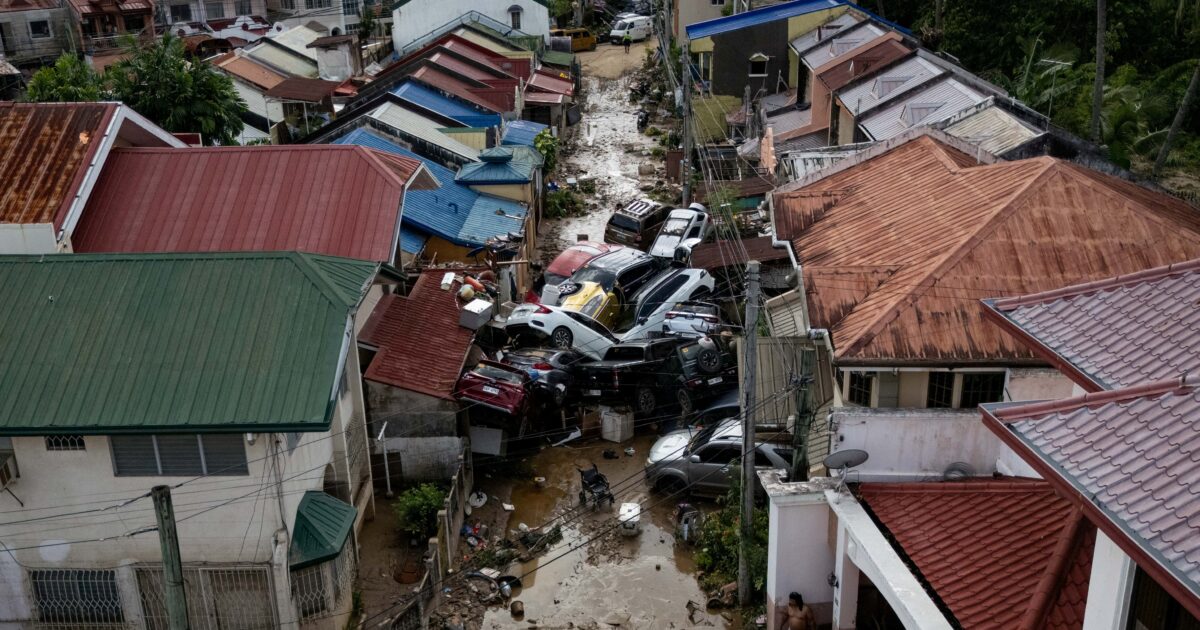 Philippines: Dramatic account of the passage of typhoon Kalmagi – More than 90 dead