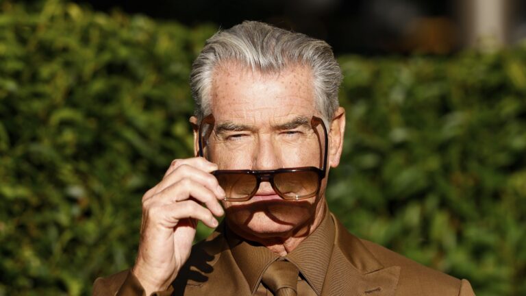 Πιρς Μπρόσναν