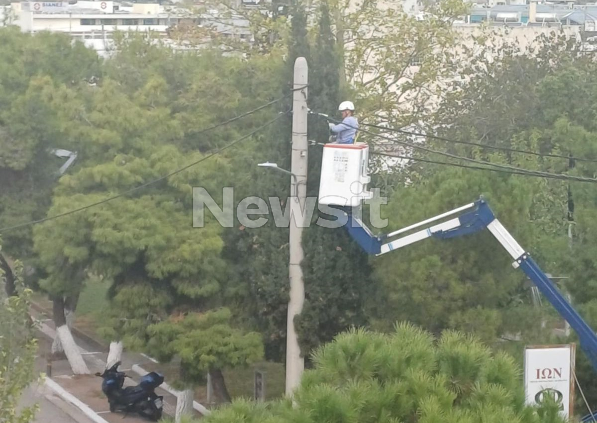 Εργάτες της ΔΕΗ