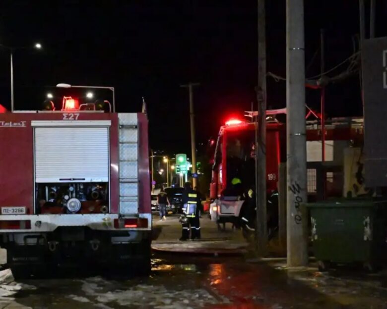 Φωτιά σε διαμέρισμα στον Νέο Κόσμο