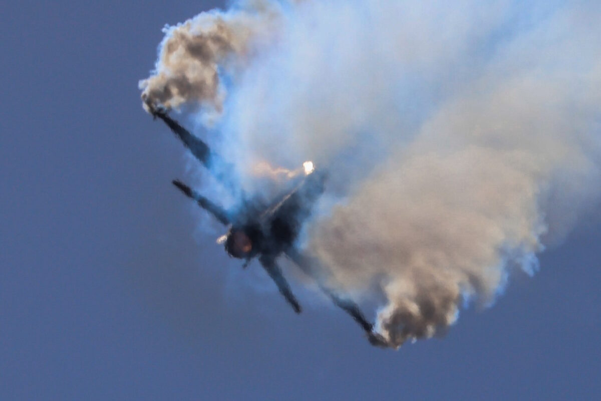 Αεροπορική επίδειξη της Πολεμικής Αεροπορίας στον Φλοίσβο