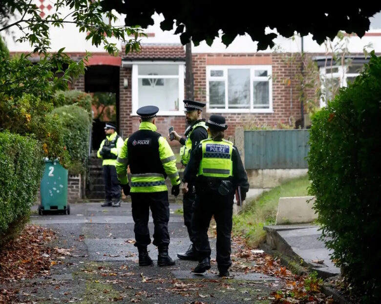 Βρετανία: Ο πατέρας του δολοφόνου τριών παιδιών αποκαλύπτει ότι ο γιος του είχε απειλήσει να τον σκοτώσει