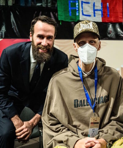 Ο Ακίλε Πολονάρα με τον Τζίτζι Ντατόμε