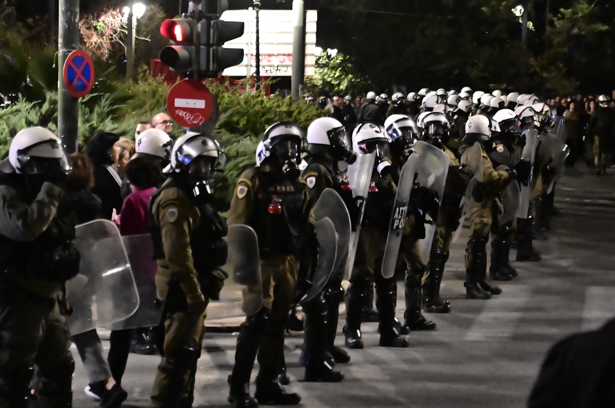 Πορεία για την 52η επέτειο από την εξέγερση του Πολυτεχνείου στην Αθήνα, Δευτέρα 17 Νοεμβρίου 2025.  (ΚΩΣΤΑΣ ΤΖΟΥΜΑΣ/EUROKINISSI)