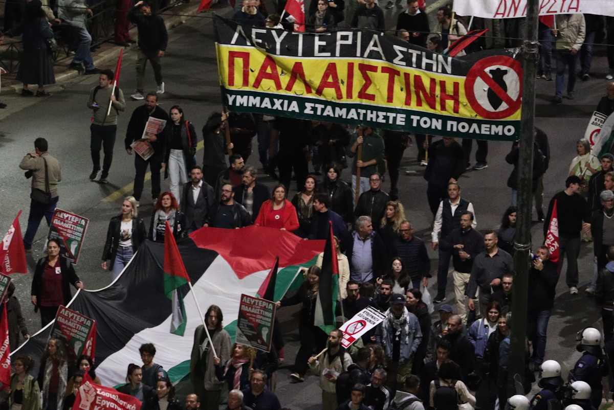 Γενική άποψη της πορείας για την 52η επέτειο του Πολυτεχνείου, Δευτέρα 17 Νοεμβρίου 2025.  (ΓΙΑΝΝΗΣ ΠΑΝΑΓΟΠΟΥΛΟΣ/EUROKINISSI)