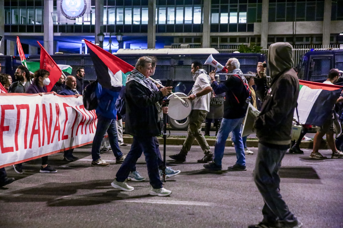 Πορεία για την 52η επέτειο από την εξέγερση του Πολυτεχνείου στην Αθήνα, Δευτέρα 17 Νοεμβρίου 2025.  (ΔΑΝΑΗ ΔΑΥΛΟΠΟΥΛΟΥ/EUROKINISSI)