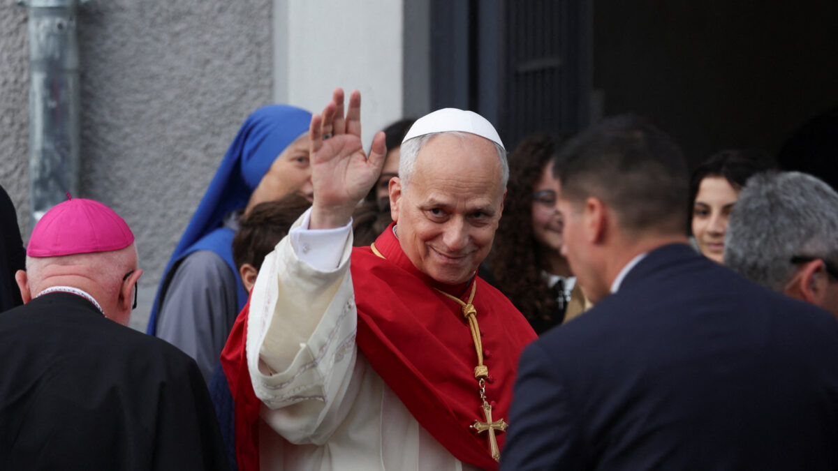 Ο Πάπας Λέων ΙΔ΄ στην Κωνσταντινούπολη