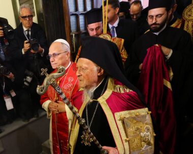 Ο παπας Λέων με τον Πατριάρχη Βαρθολομαίο