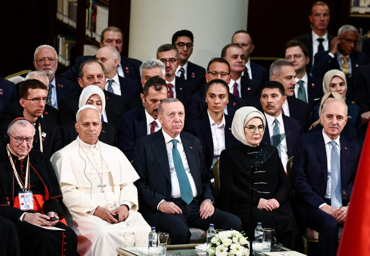 Ο Πάπας Λέων με τον Ερντογάν 