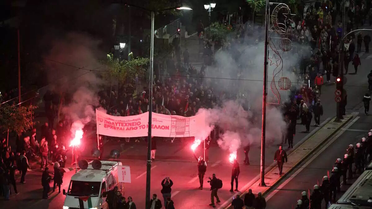 Πορεία για το Πολυτεχνείο