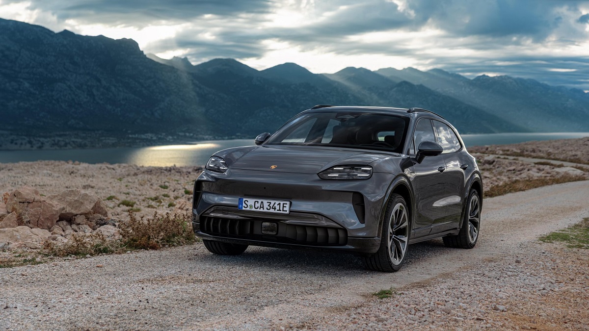 porsche-cayenne-electric