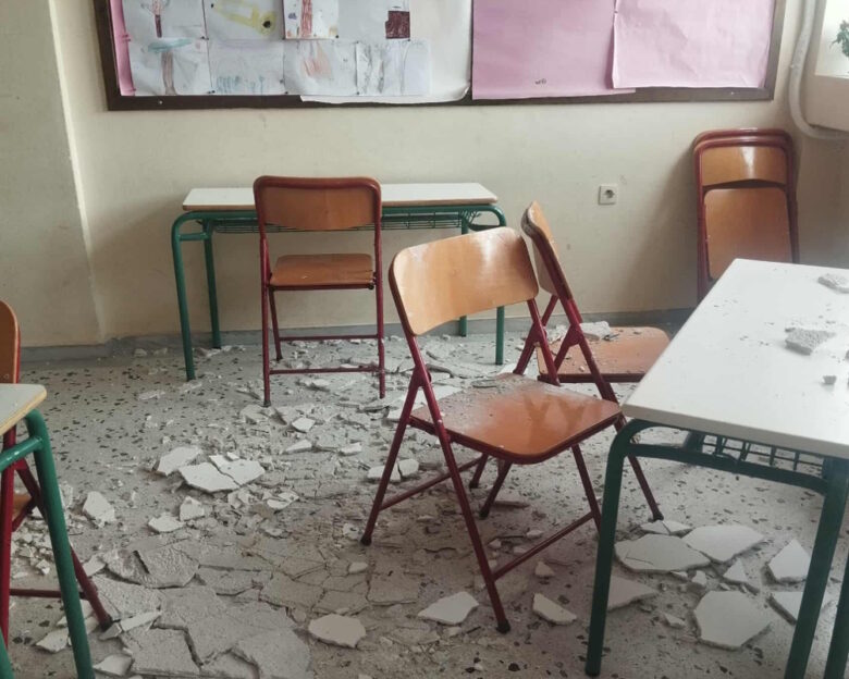 Πόρτο Ράφτη: Κατέρρευσαν σοβάδες σε σχολείο και έπεσαν στα κεφάλια μαθητών – Τραυματίστηκαν δύο παιδιά