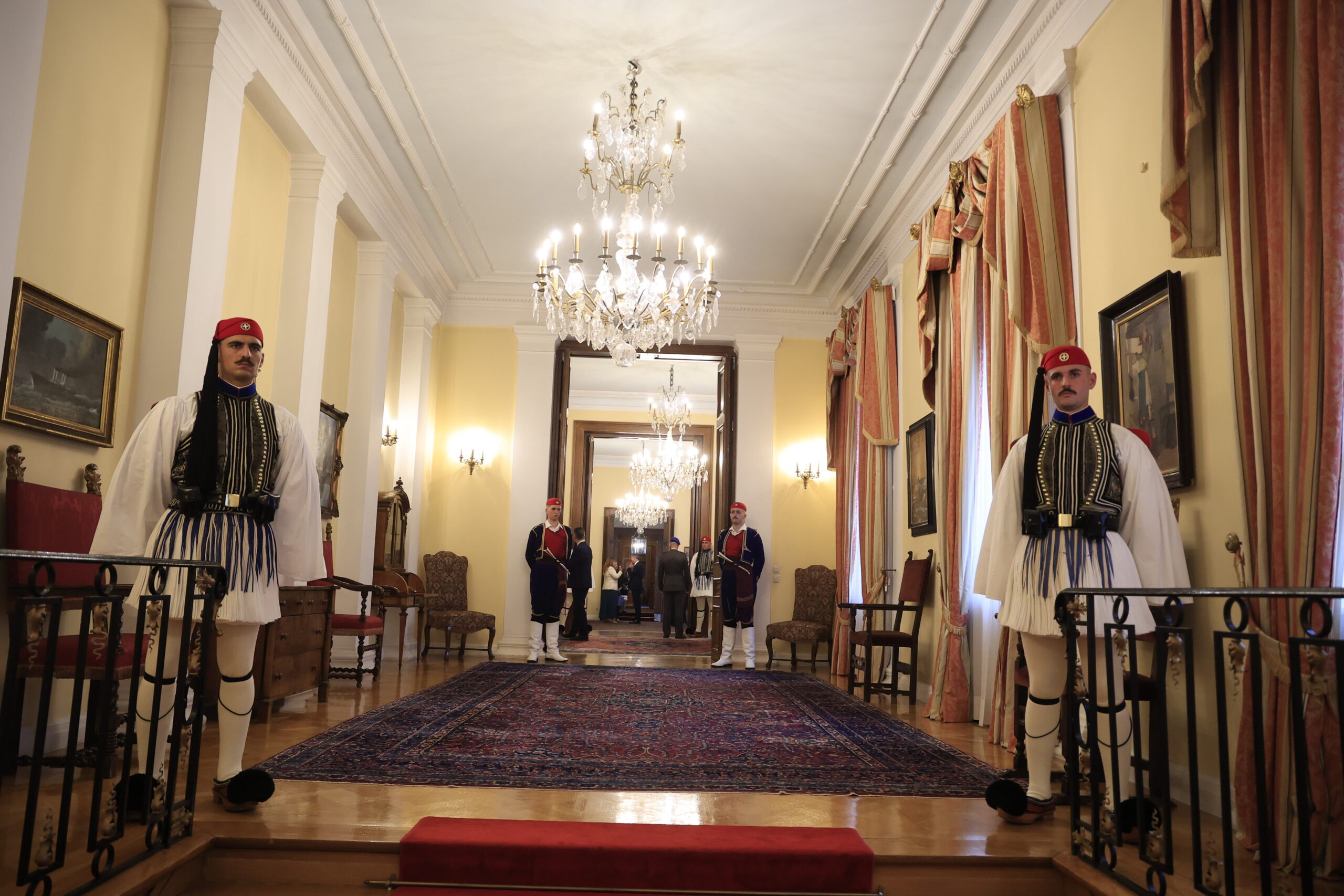 Το Προεδρικό Μέγαρο ετοιμάζεται να υποδεχτεί την Κίμπερλι Γκίλφοϊλ