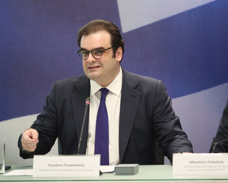 Προϋπολογισμός 2026: Επιπλέον δημοσιονομικός χώρος 1,2 δισ. ευρώ το 2027 – 2028