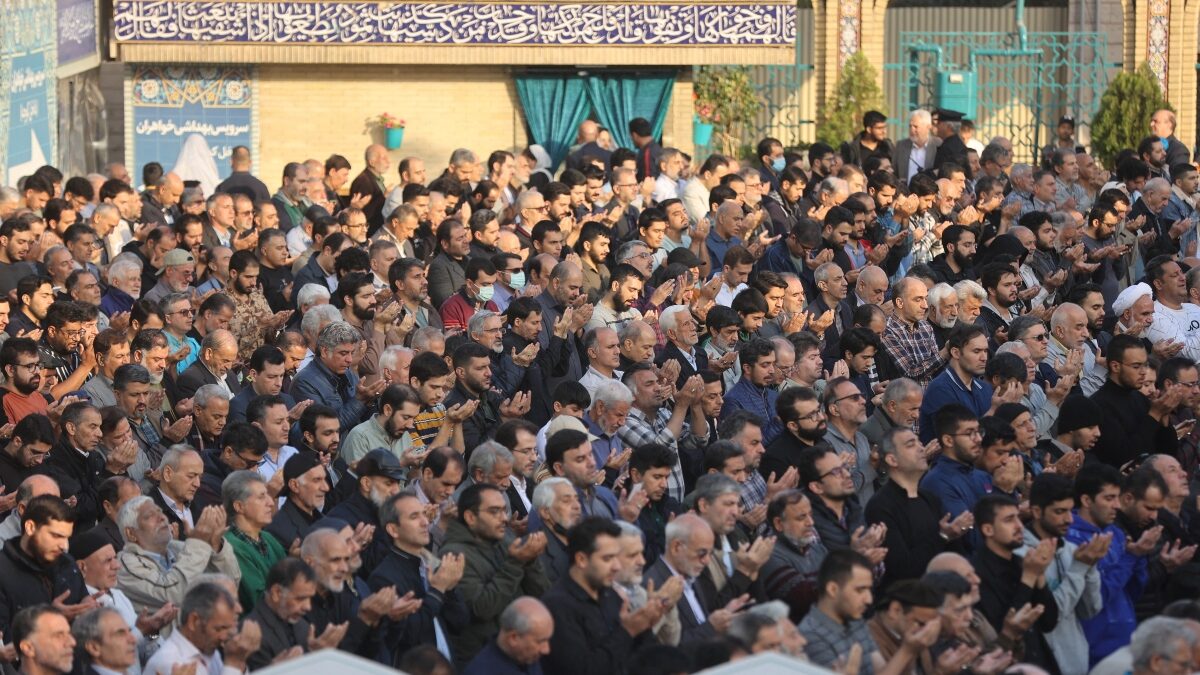 άνθρωποι που προσεύχονται