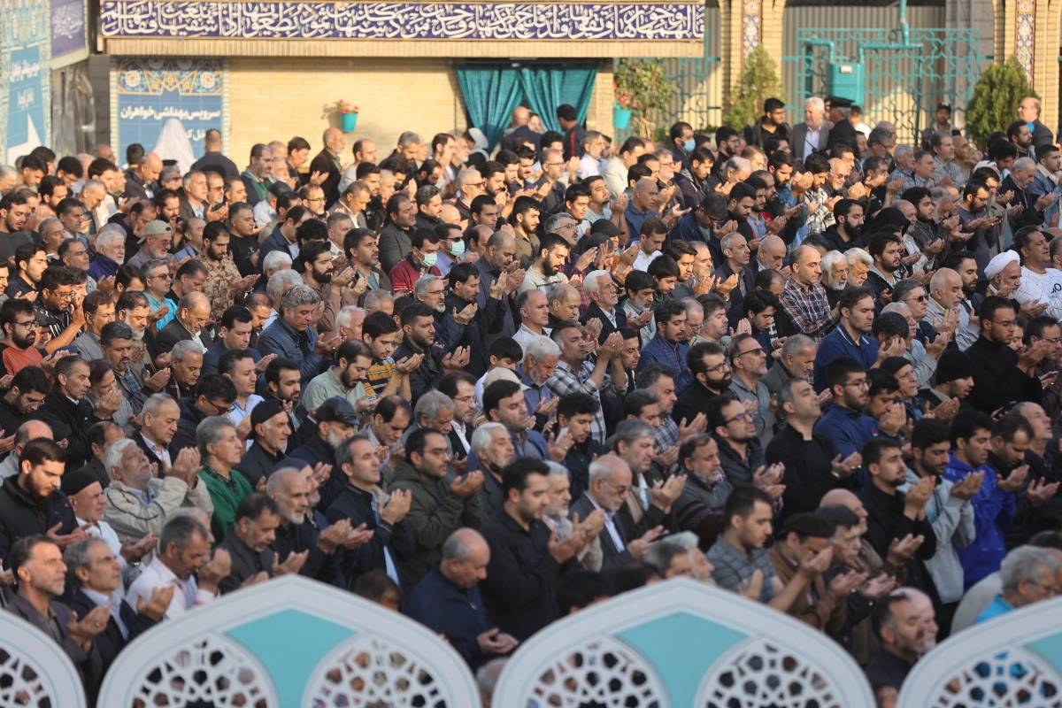 άνθρωποι που προσεύχονται