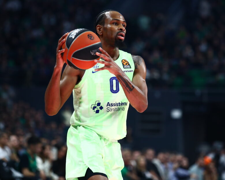 Ο Κέβιν Πάντερ πέτυχε απίθανο buzzer beater τρίποντο από το κέντρο του γηπέδου στο Μπαρτσελόνα – Βίρτους Μπολόνια