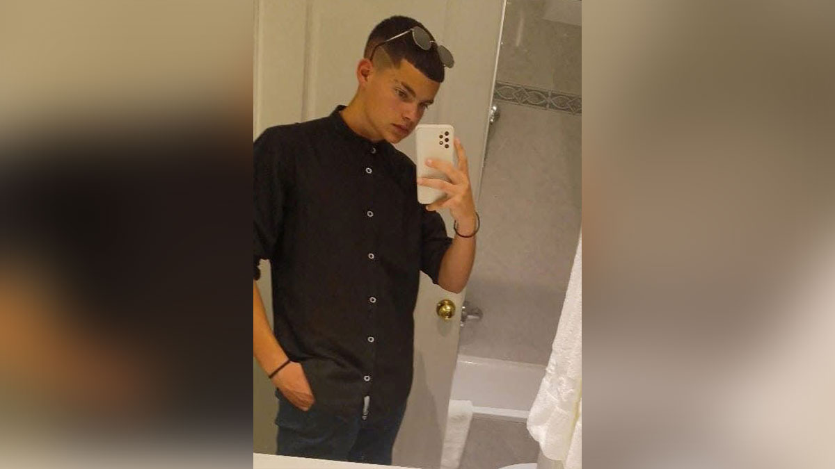 Θρήνος για τον 19χρονο Ραφαήλ που σκοτώθηκε από την έκρηξη στο πεδίο βολής της Ρόδου – «Ήταν πολύ χαρούμενος για την άσκηση» λέει ο Λιμενικός πατέρας του στο newsit.gr