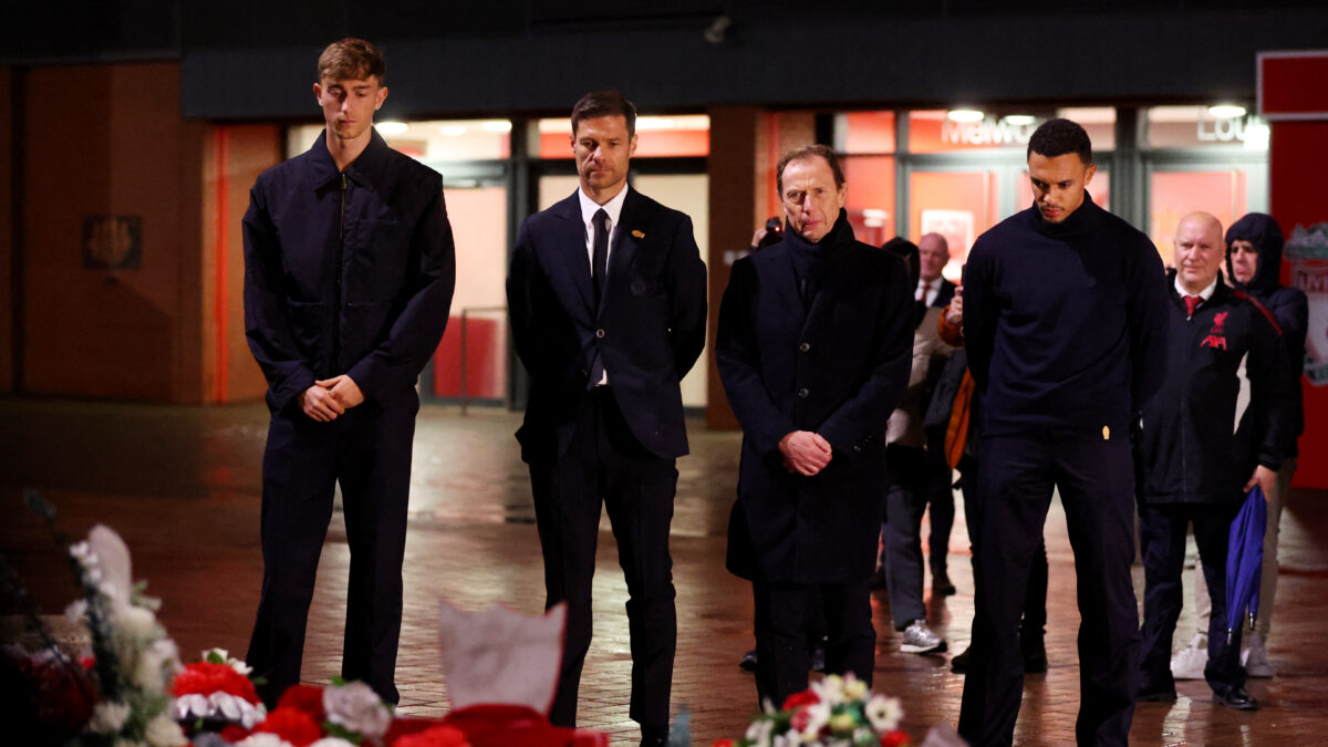 Η αντιπροσωπεία της Ρεάλ στο Άνφιλντ