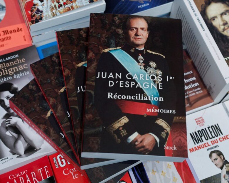 Ο Χουάν Κάρλος για όλους και για όλα στο βιβλίο του «Reconciliation»: «Ο γιος μου Φελίπε μού γύρισε την πλάτη – Η Σοφία είναι αναντικατάστατη»