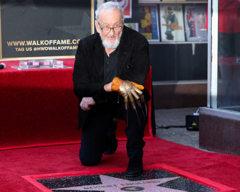 Ρόμπερτ Ίνγκλαντ: Ο “Φρέντι Κρούγκερ” απέκτησε το δικό του αστέρι στο Χόλιγουντ