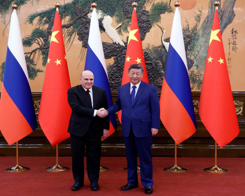 Ρωσία και Κίνα στέλνουν «μήνυμα» στις ΗΠΑ: Θα δώσουμε κοινή απάντηση σε αντίπαλα μονομερή οικονομικά μέτρα