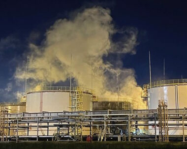 Φωτιά σε ρωσικό διυλιστήριο πετρελαίου